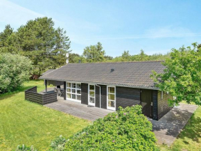 8 person holiday home in lb k in Ålbæk